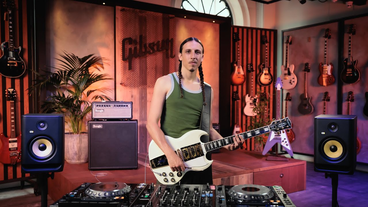 Ginton - Live at the @gibsonguitar Showroom