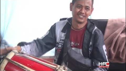 PURUNYUS FEAT RUSDI OYAG