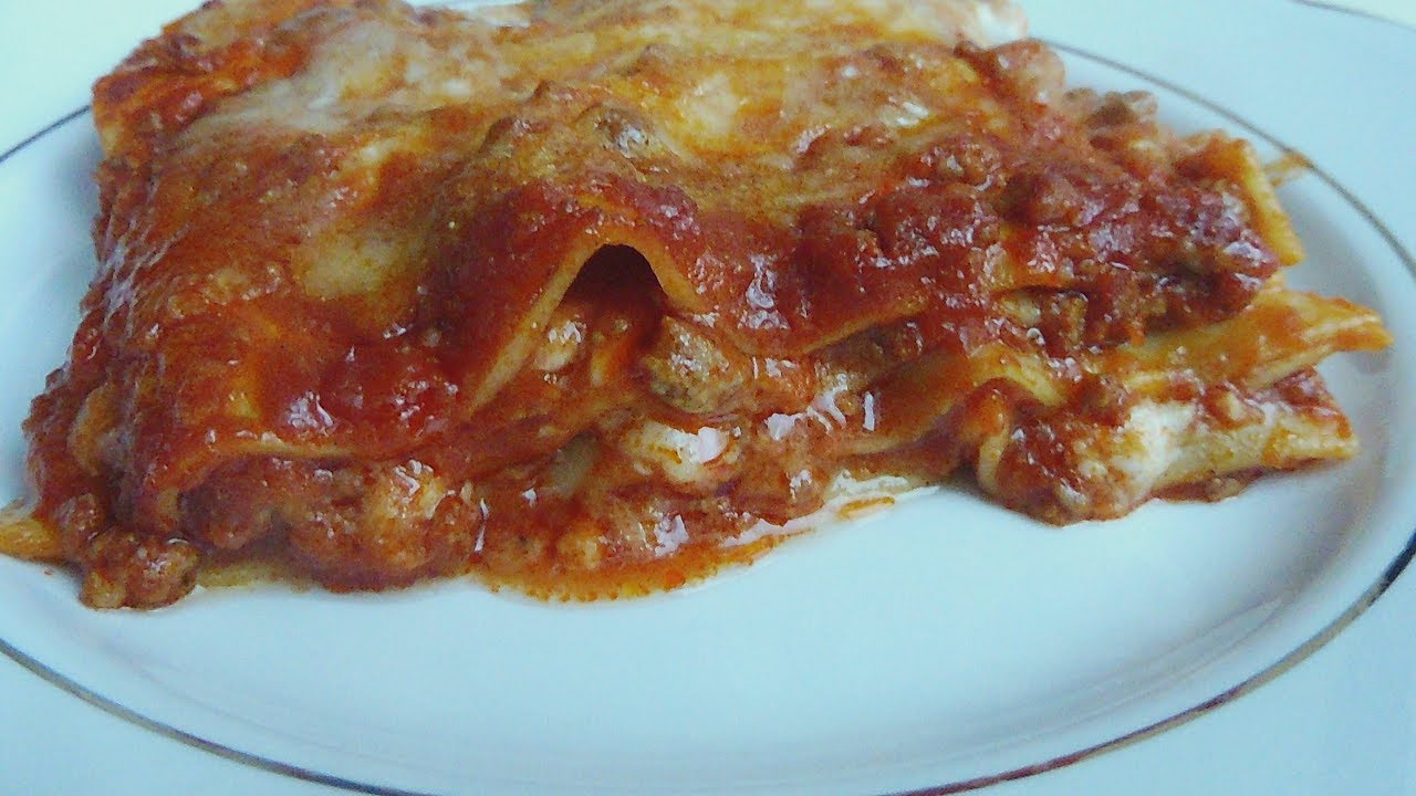 How to make a Lasagna at home - YouTube