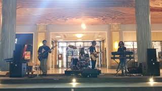 Video thumbnail of "Sarinah - R-Plus (Koes Plus Cover) // Reguler Jogja Koes Plus Community"