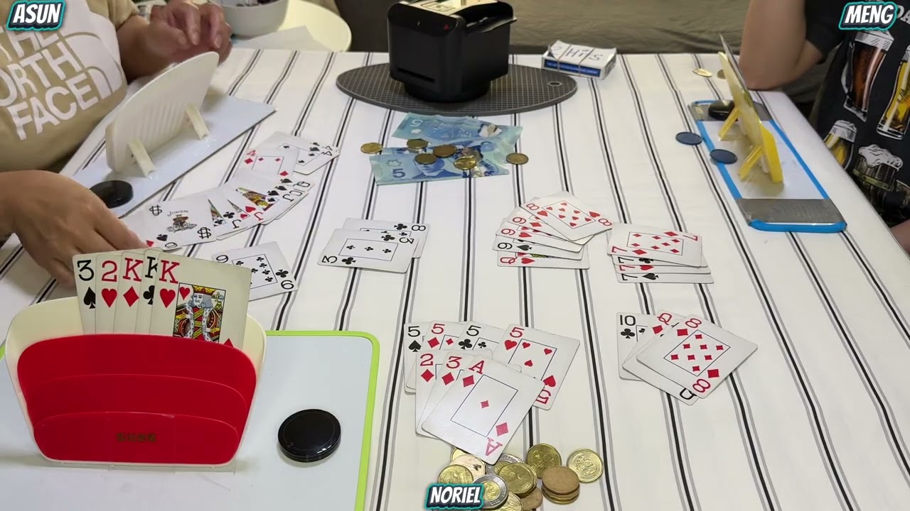 October 12,2025 Team Canada tong its