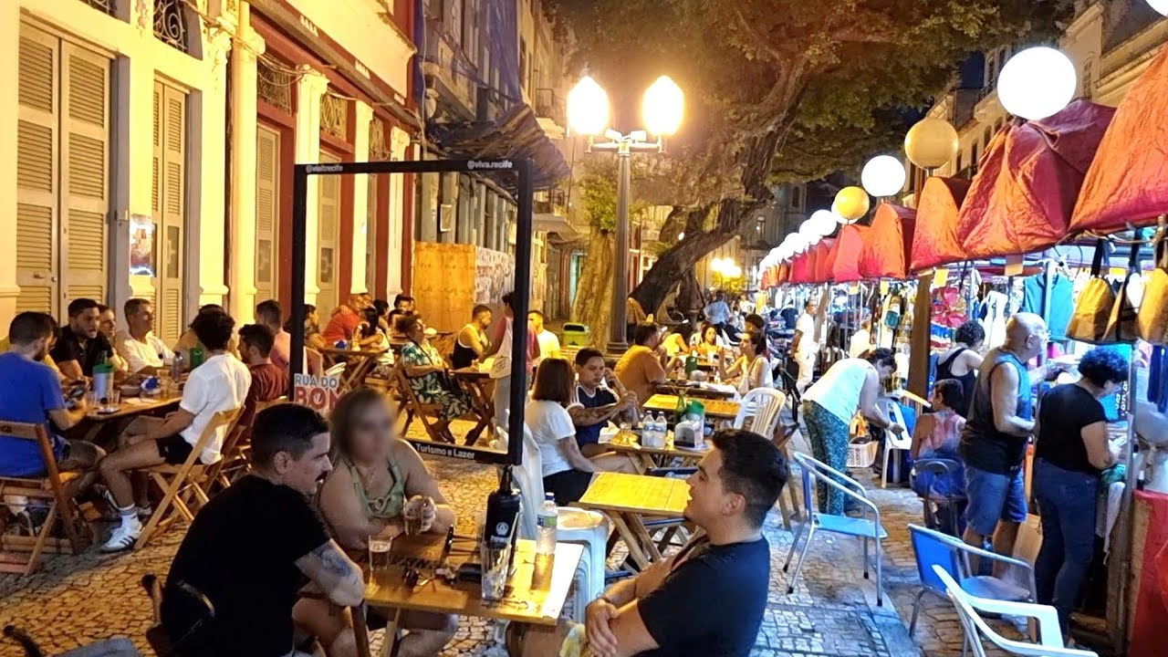 FEIRA DO RECIFE A NOITE COMIDAS DE RUA PERNAMBUCO BRAZIL