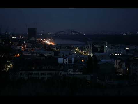 В Киеве завтра утром начнутся экстренные отключения света.