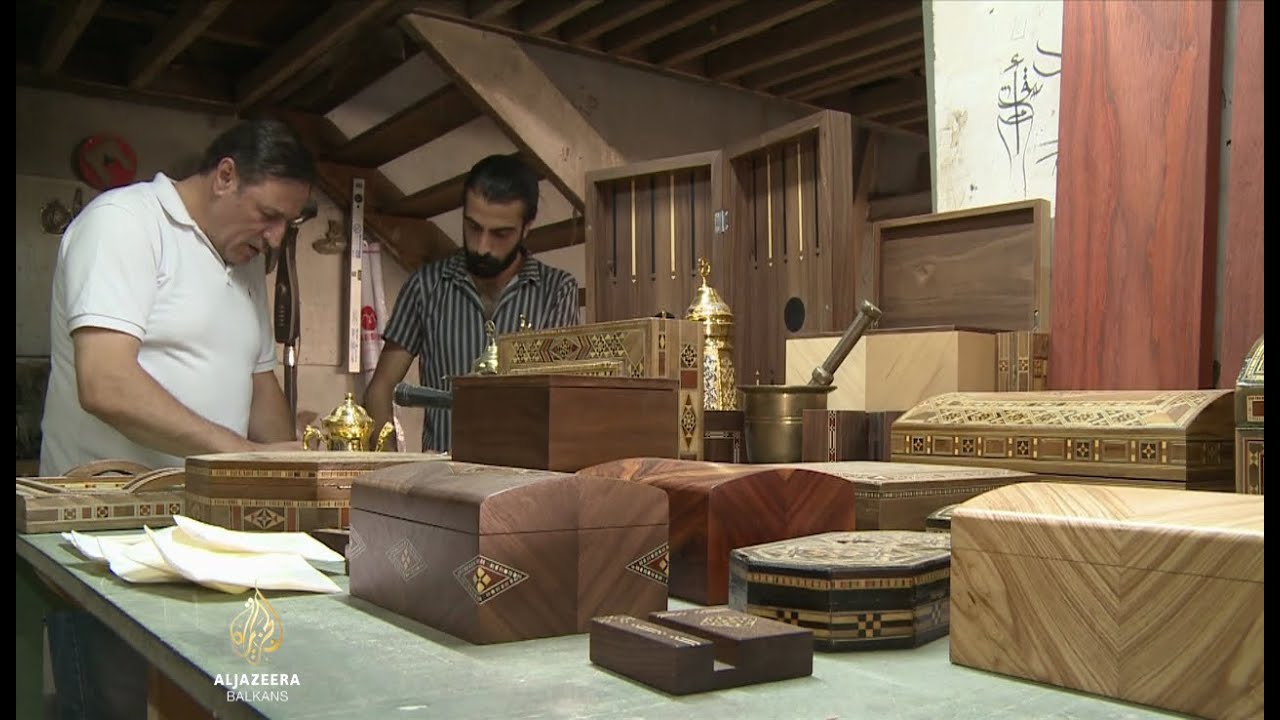 يحافظ الحرفيون السوريون في المنفى على الحرف التقليدية