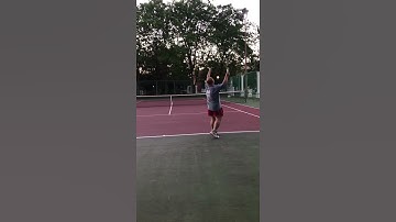 Deuce side tennis serve