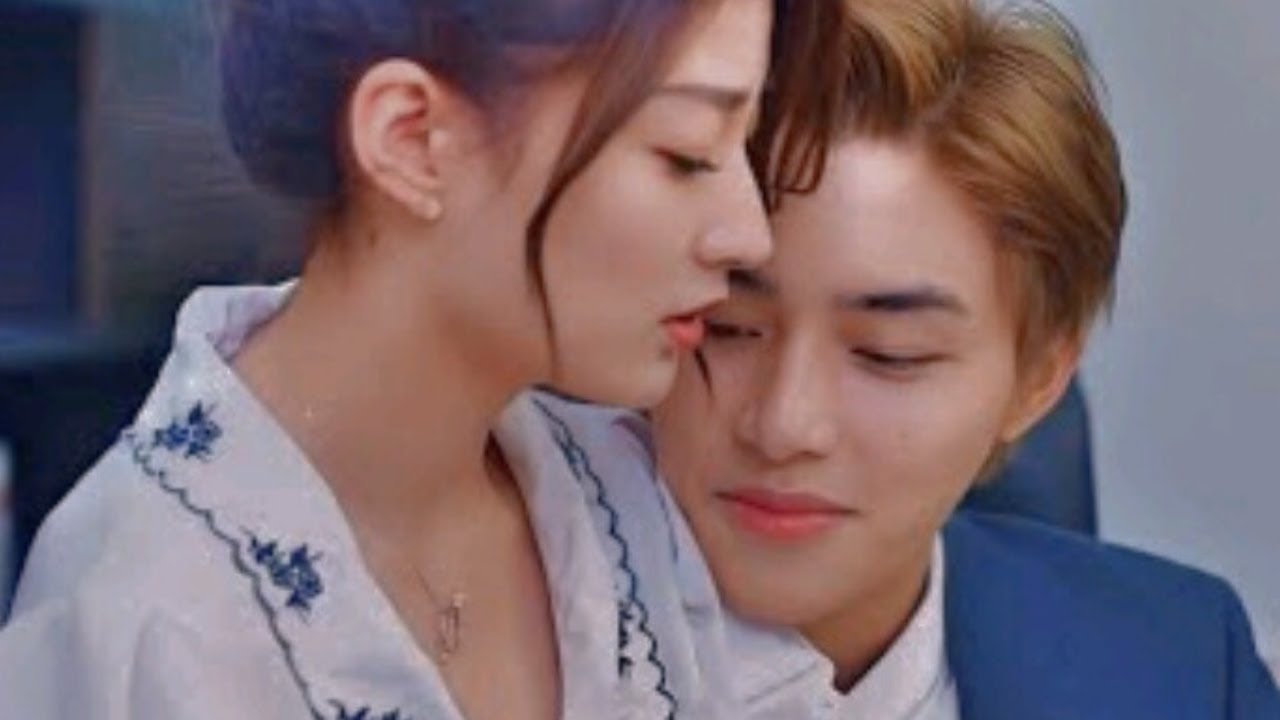 Blind CEO fall In Love With His Housekeeper 💞Korean Mix Hindi Song💕