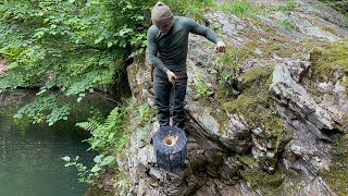 El Örgüsü Tel Sepet İle Balik Avi - Fishing With A Fish Trap