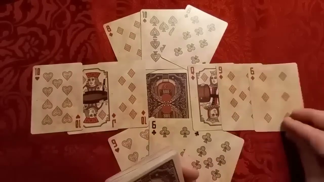 КТО ЖИВЕТ В ЕГО СЕРДЕЧКЕ? ❤️#онлайнгадание #крестовыйкороль ❤️ С Каролиной ❤️