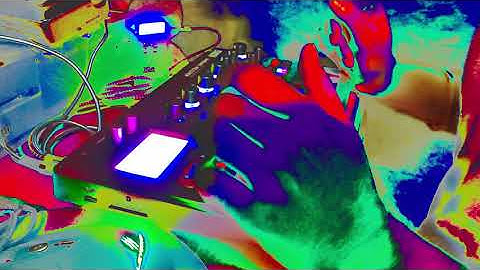 ELECBEAT - Made on Korg Electribe Sampler!