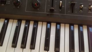 Roland EP-09 Vintage 90's Electric Piano - YouTube
