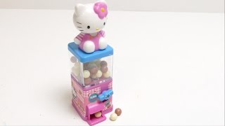 Hello Kitty Gumball Machine with Chocolate Balls (ガムボールマシーン)