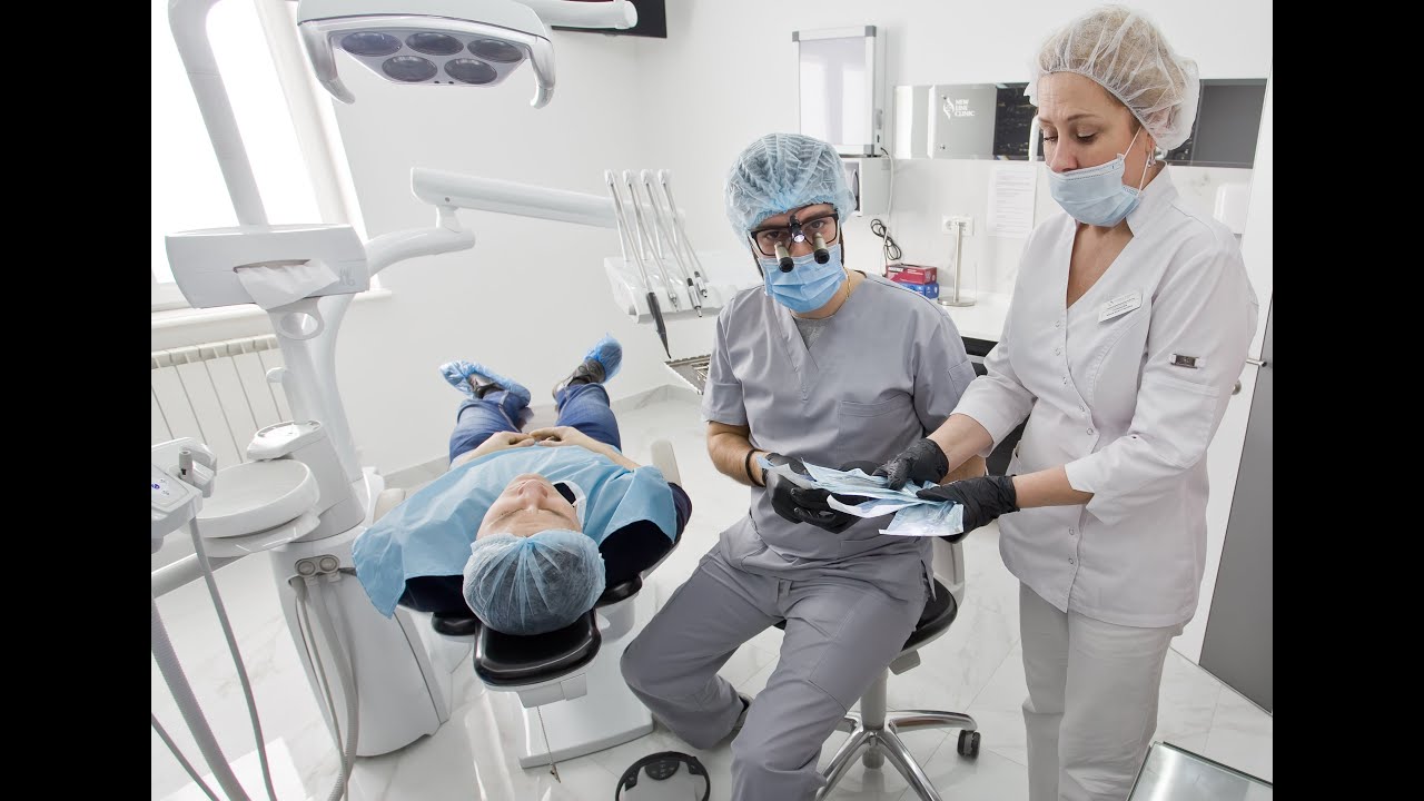 Врач-Стоматолог-хирург-имплантолог в Москве. - YouTube