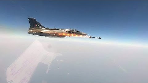 🔴 Exclusive Video of LCA Tejas firing Python-5 AAM.