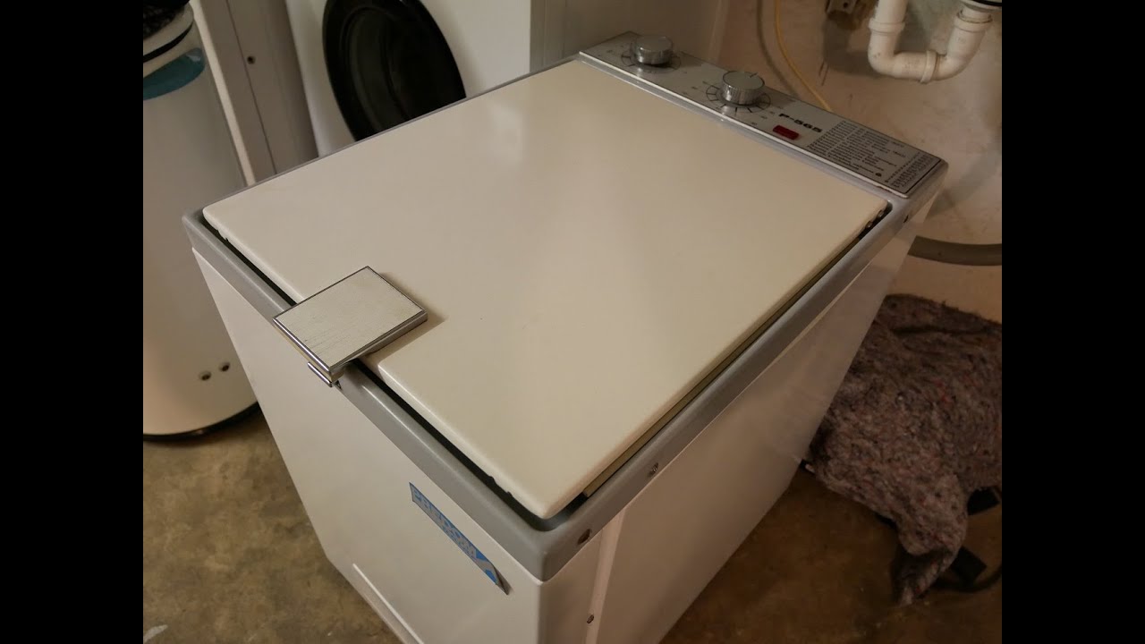 Pralka automatyczna Predom Polar P-565 pr. 2-70, robocze (1978)