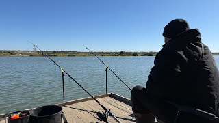 картинка: ЛЯЩ ПІШОВ! Попали на ЖОР велетенських карасів та ляща. Рибалка на річці з дідусем. Дністер 2025