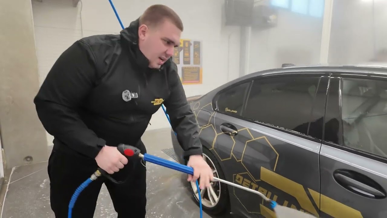 KAKO OPRATI AUTO NA SAMOUSLUZNOJ PERIONICI