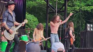 Skaker live in Bristol,  Tennessee covering Aerosmith * Last Child * June 10 , 2023