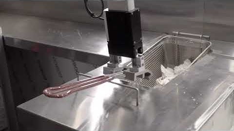 The 2-Jaw Parallel Gripper GEP2000 in application in a restaurant