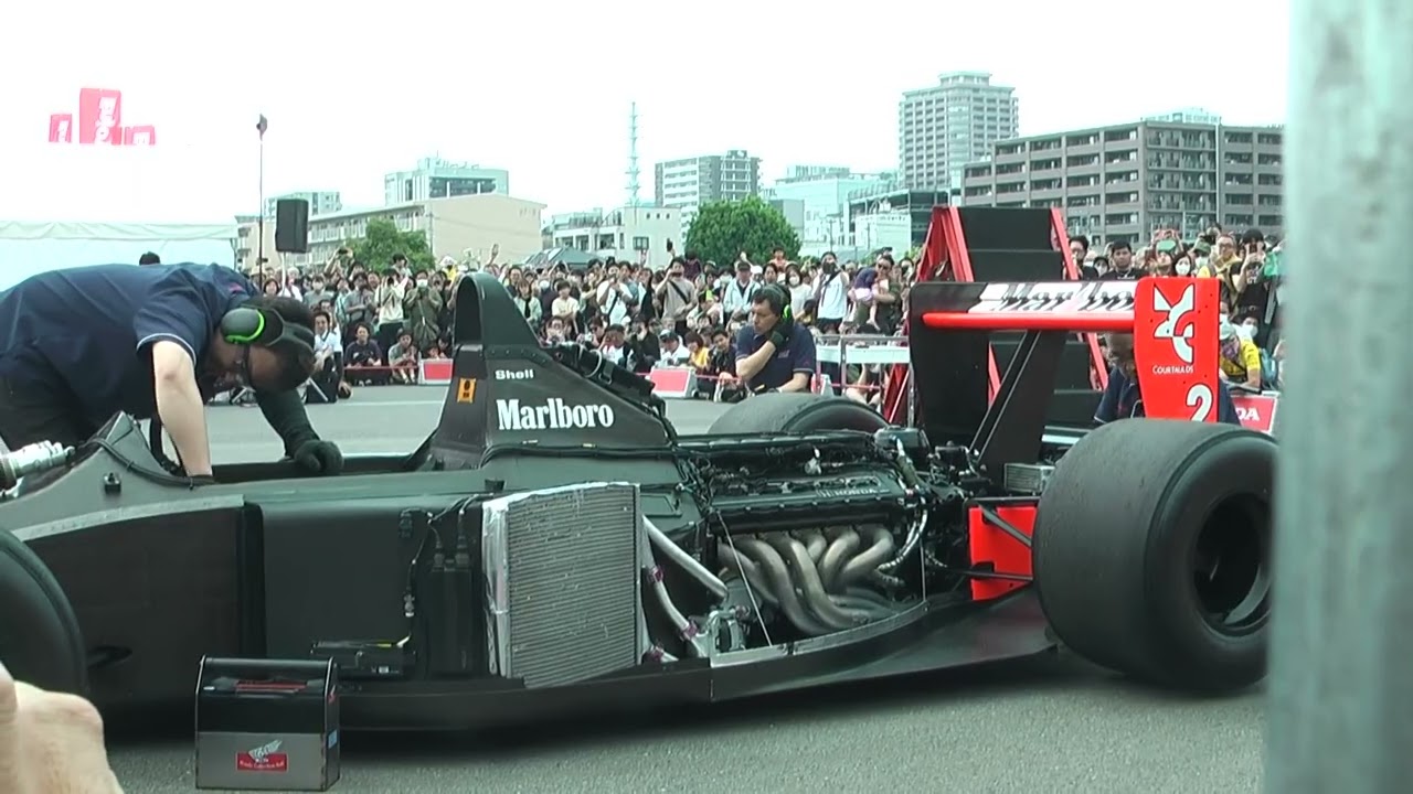 MP4/6  RA121E エンジン始動　ホンダV12エンジンサウンド