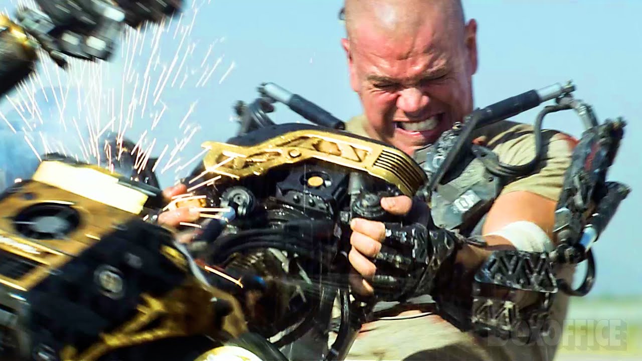 Matt Damon arrache la tête d'un robot | Elysium |, image size:1280x720