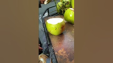 The Coconut Master: Cutting Skills You Didn