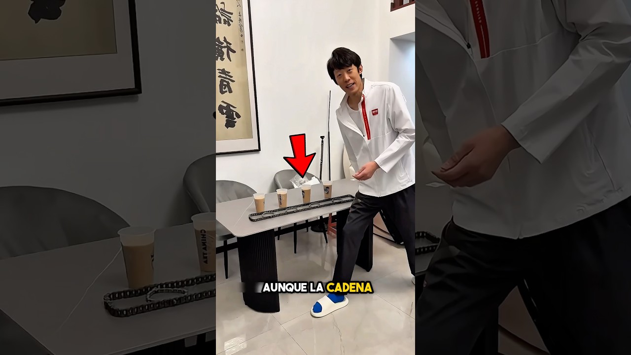 Bandeja de té hecha de cadena de motocicleta vieja