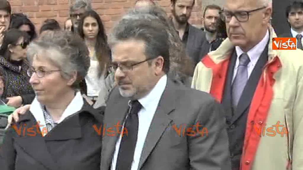 PADOVA FUNERALI RAGAZZO MORTO A MILANO A GITA EXPO 2 15-05-15 - YouTube