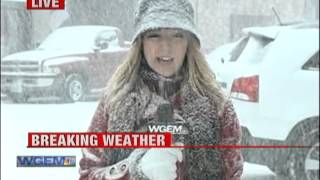 Meteorologist Whitney Williams LIVE Shot (Feb. 2013)