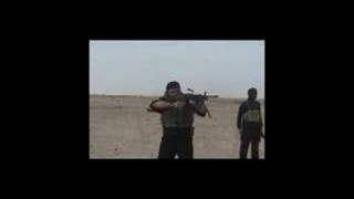 Abu Musab al-Zarqawi video bloopers (Benny Hill Edition) Resimi