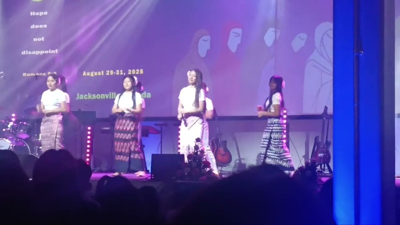 Myanmar gospel song dance by MCCA girls.🥰🥰လူငယ်လေးတွေရဲ့ အက🥰