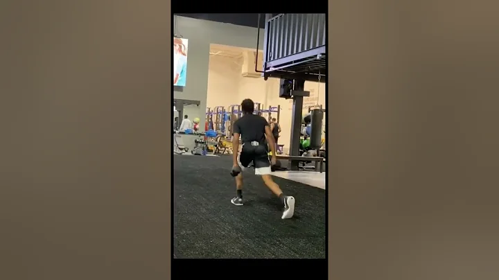 Eddie Barretts Basketball Workout