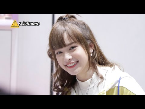 แค่ นิว ยิ้มก็พอ - [OPV] NEW BNK48 #ระวังโดนตก !
