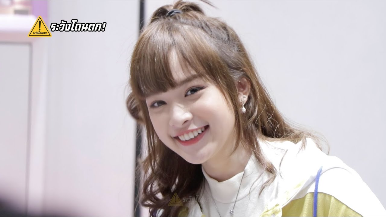 แค่ นิว ยิ้มก็พอ - [OPV] NEW BNK48 #ระวังโดนตก !
