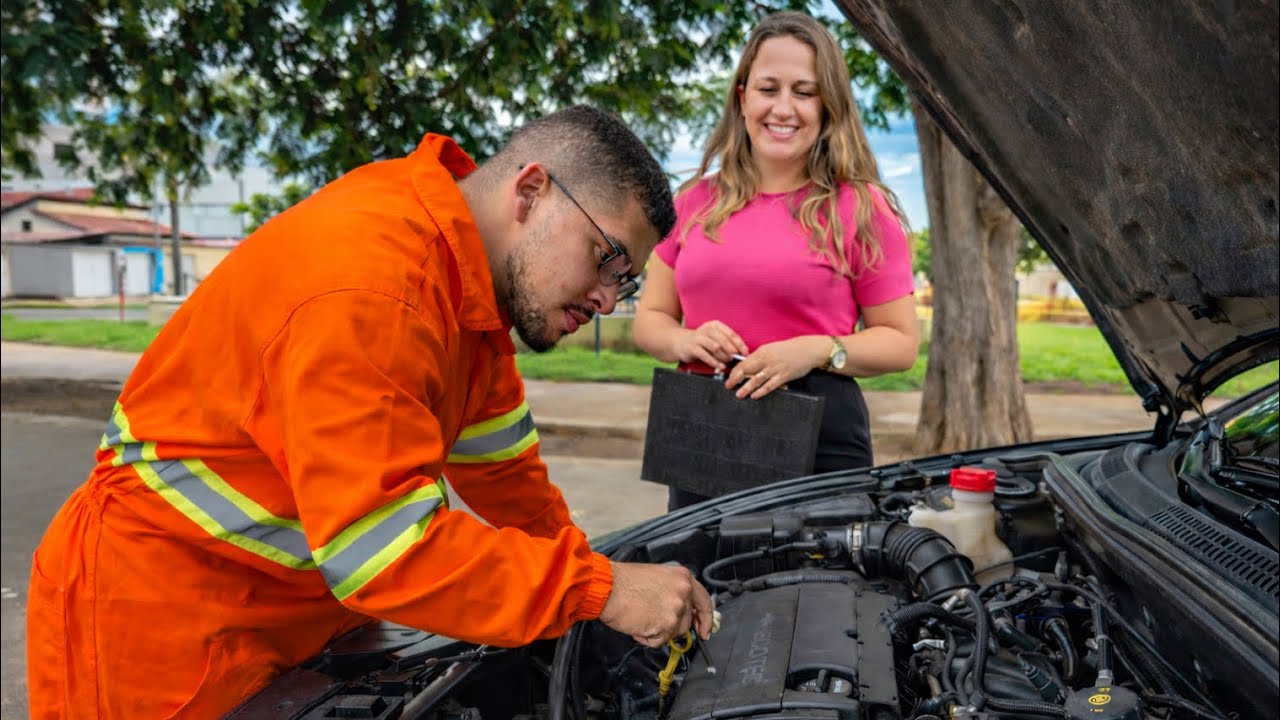 Il a aidé une femme en panne et a reçu une grande récompense.