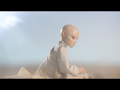 Blink in the Desert Fragman