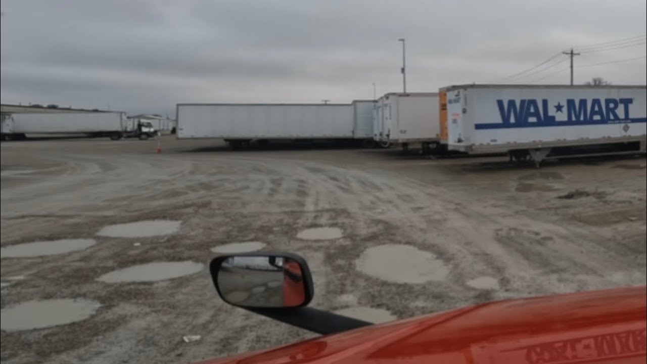 this-walmart-parking-lot-has-more-potholes-than-the-streets-of-new-york