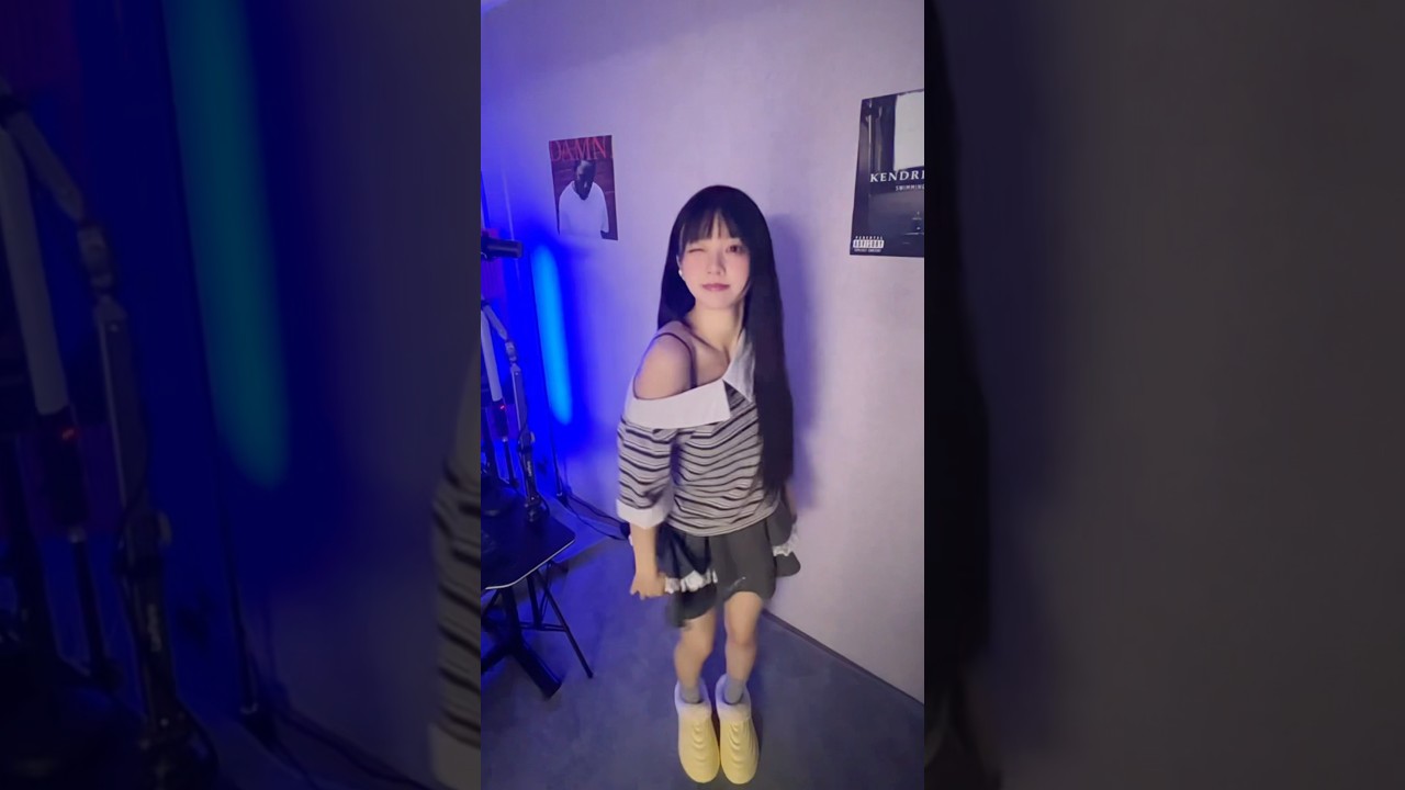 Follow the dance of the idols CHA😎#barabam #cutedance #dance #challenge