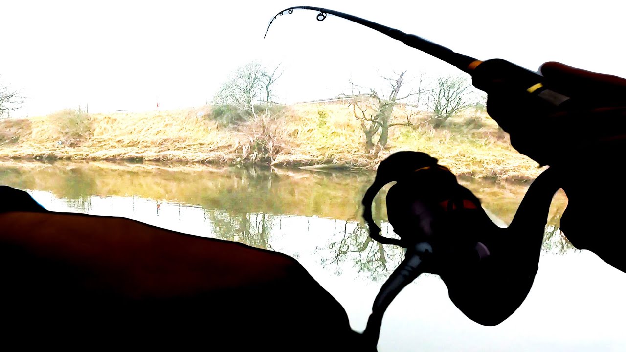 WHAT WAS I THINKING?!? Winter River Pike Fishing! 🎣