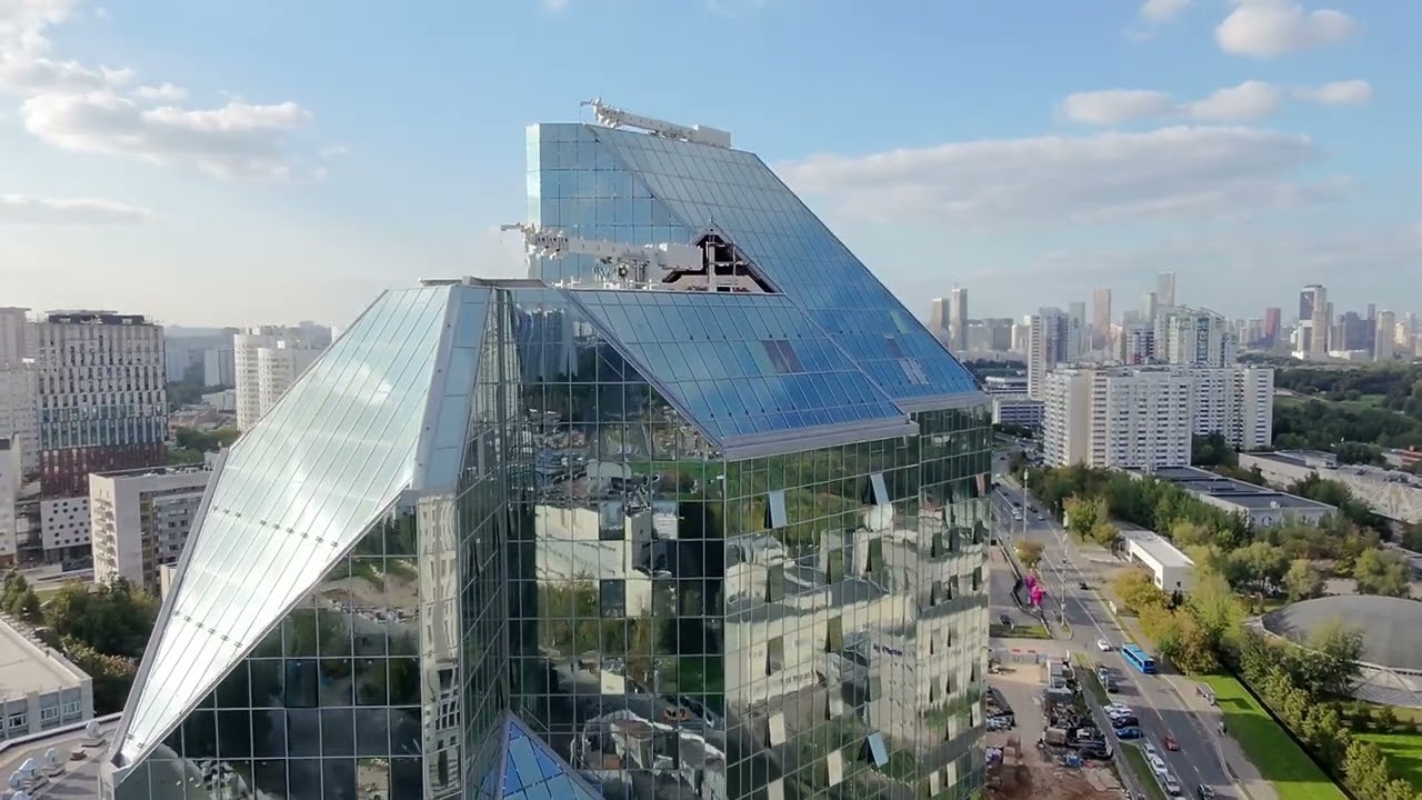 «Синий Зуб» ака деловой центр «Зенит» и около