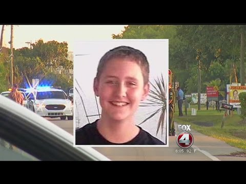 Fort Myers HIgh School teen hit after car ignores bus stop