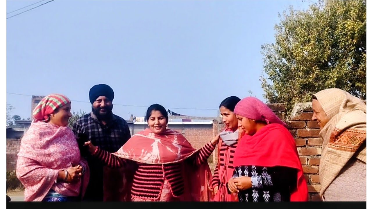 ਰੱਬ ਸਬੱਬੀ ਹੋਗੇ ਮੇਲ /ਅੱਜ ਮੇਰੀ ਦਰਾਣੀ ਤੇ ਬੱਚਿਆਂ ਨੂੰ ਲੈਕੇ ਆਏ ਵਾਪਸ।