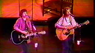 indigo girls: 1994-06-28: radio city music hall - new york, new york