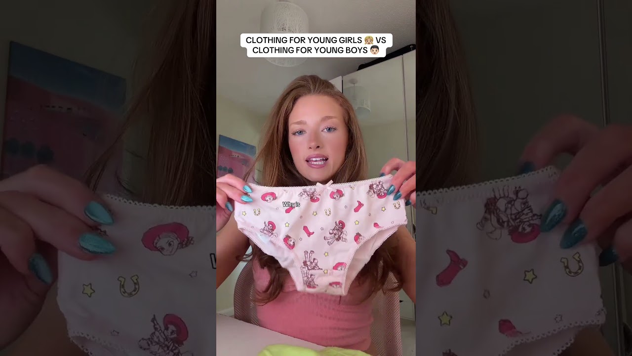 CLOTHING FOR YOUNG GIRLS 👧🏼 VS CLOTHING FOR YOUNG BOYS 👦🏻 #kidsclothing #menvswomen #comparison