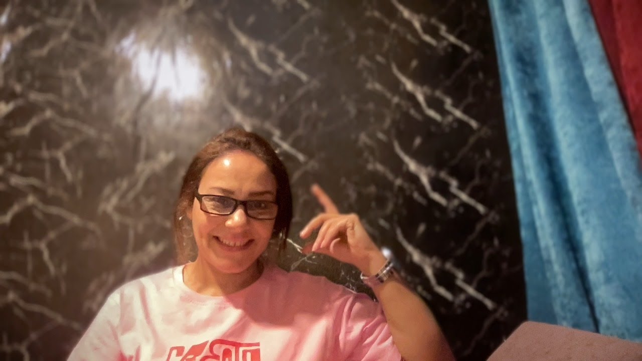 Беглая энергия совсем близко. Он позвонит тебе из психушки.