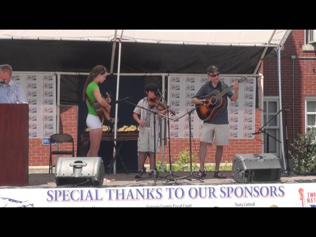 Contestant # 8 Junior Junior @ Twin Lakes National Fiddler Championship 2012 Left