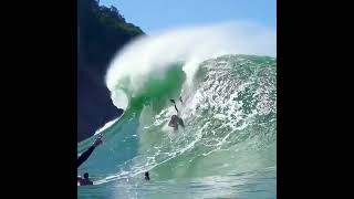 BIG WAVES🌊🇧🇷💀#onshore #highwave #surf #bodysurf #bodyboard #amazingwaves #waves #bigwaves #wipeout