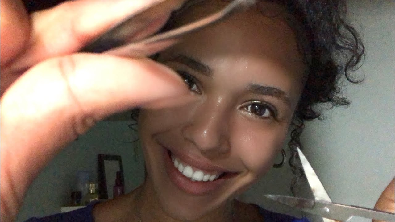 ASMR- Amiga fazendo sua sobrancelha | caseirinho