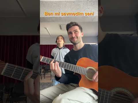 Kubilay Karça - Ben mi sevmedim seni (öğretmen öğrenci cover)