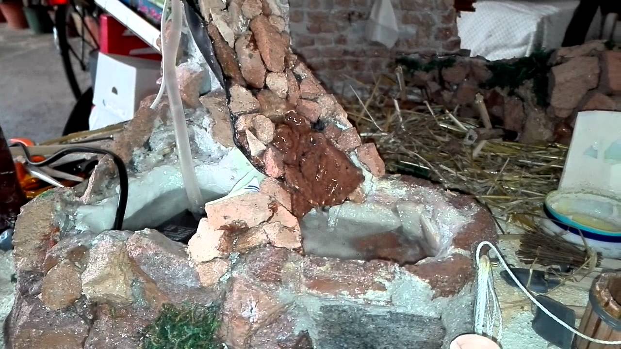 Piccola cascata per presepe - YouTube
