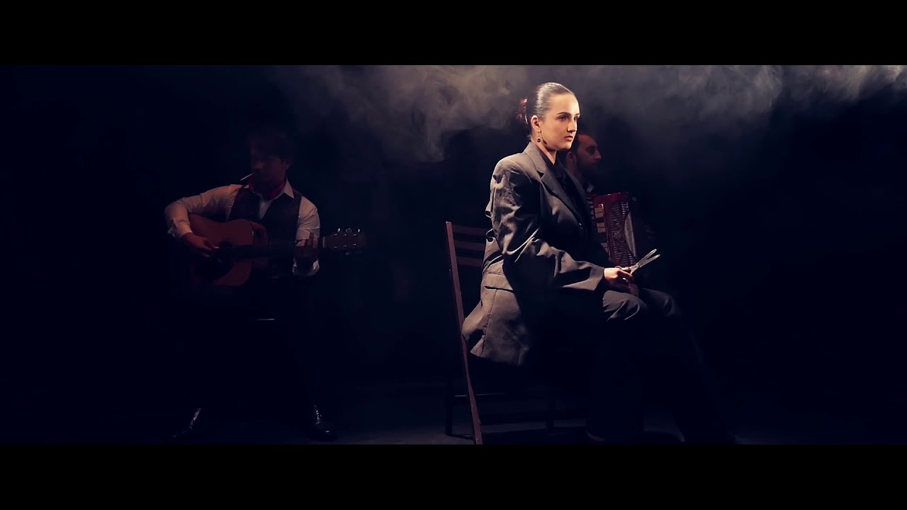 Lila Downs- Alcoba Azul, OST 